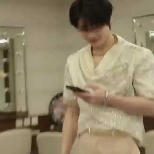 STRAY KIDS LOVE #4 27