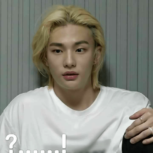 Jeongin<3 6