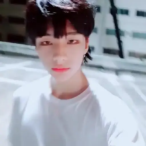 ׅ ׄ ‎‎ꔫ ‎  . — Hyunjin﹗ 2