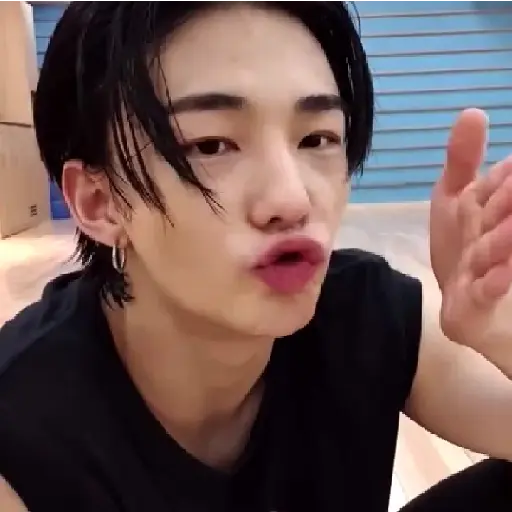ׅ ׄ ‎‎ꔫ ‎  . — Hyunjin﹗ 15