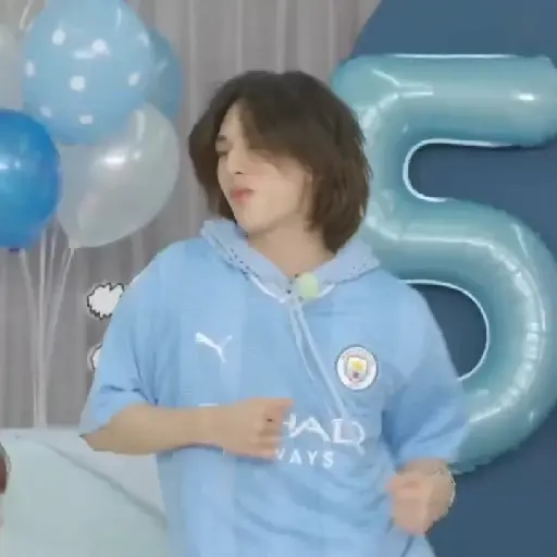 ׅ ׄ ‎‎ꔫ ‎  . — Hyunjin﹗ 20