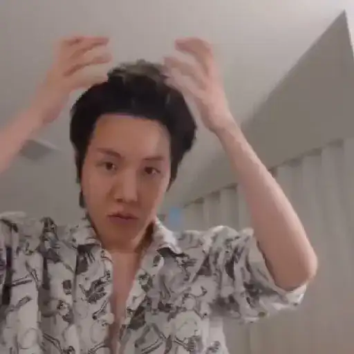 5𓈒    ܢ 🔺    「Jhope」    繲繯 18