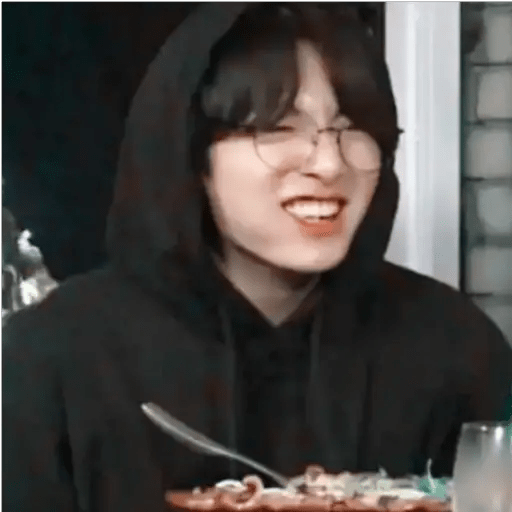 Ggukie reactions 8