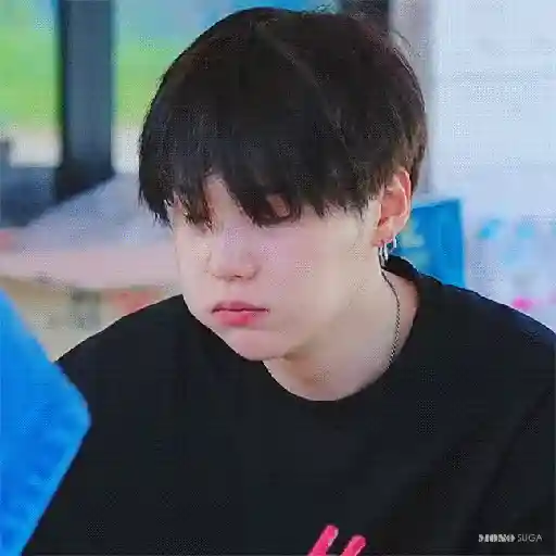 BTS dark soft 11