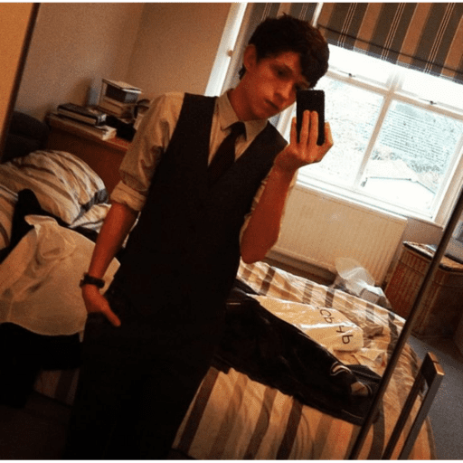 Tom Holland fig  18