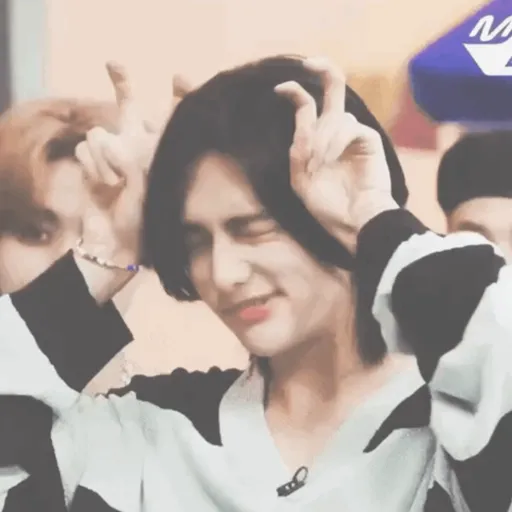 Hyunjin |   @   kimha creator. 26