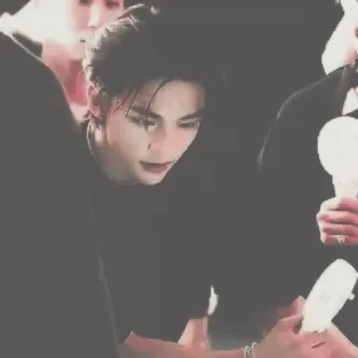 Hyunjin |   @   kimha creator. 25