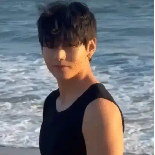1907944041.webp