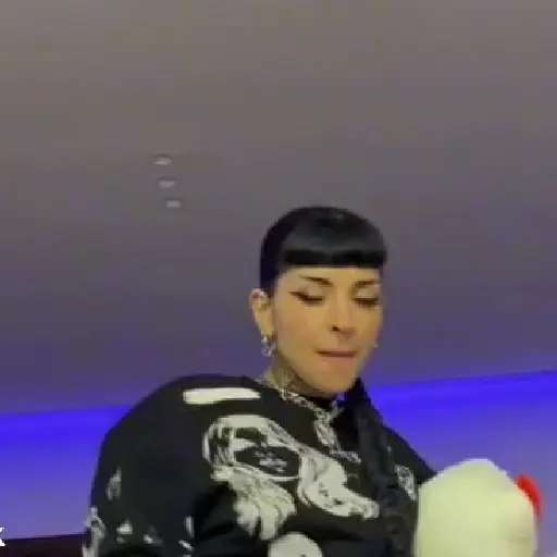 🧿Cazzu🎤🎶💋🔥 2