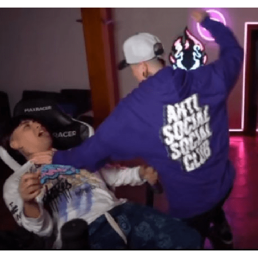 Duki y máass 17