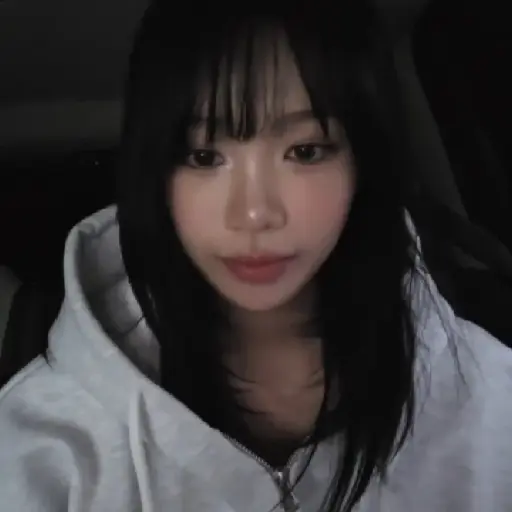 ／／1   ➷   chaewon 3