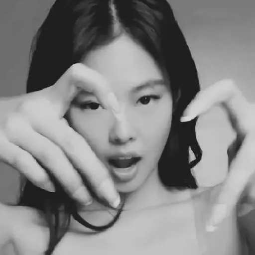 @ Jennie⎯⎯  Kim. 羅 2