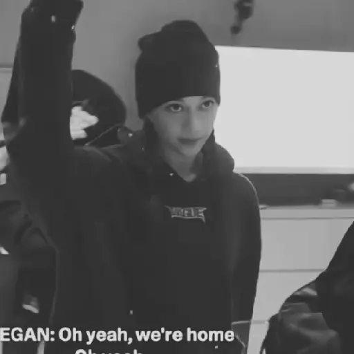 @ Megan⎯⎯  Skiendiel. 羅 4