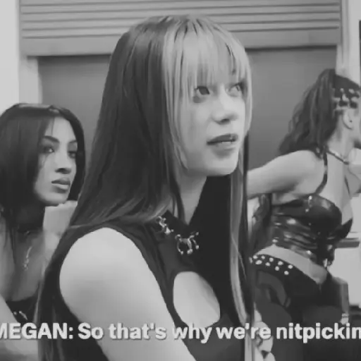 @ Megan⎯⎯  Skiendiel. 羅 21