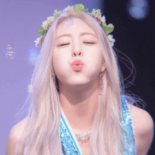 ITZY KPop 🇰🇷💗🎶🎙️✨ 11