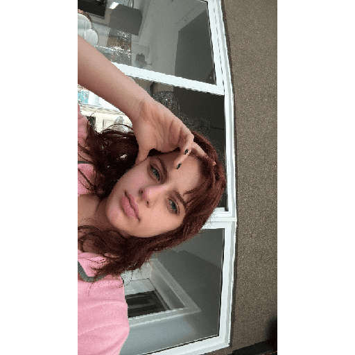 Keira Riff  17
