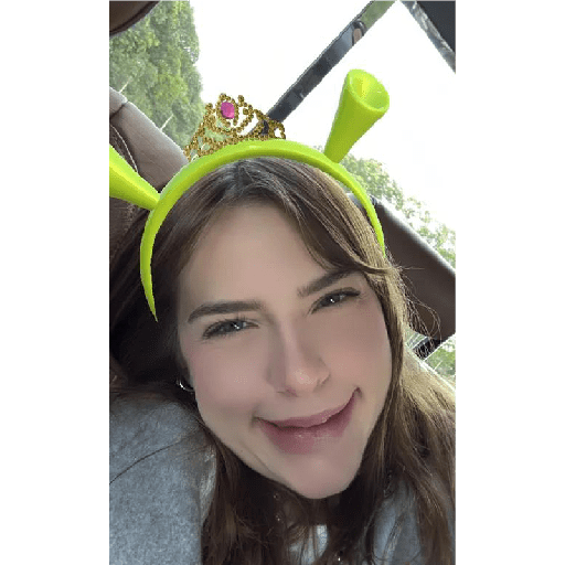 Keira Riff  1