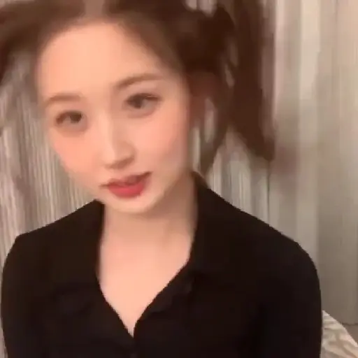 -Haewon W. lili 14