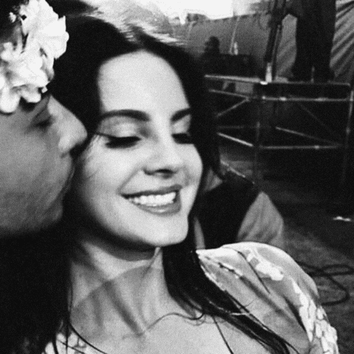 Lanita 🖤🧎🏻‍♀️‍➡️ 10