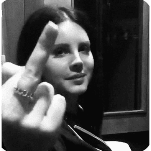 Lanita 🖤🧎🏻‍♀️‍➡️ 7