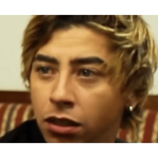 O famoso esconde gay 4