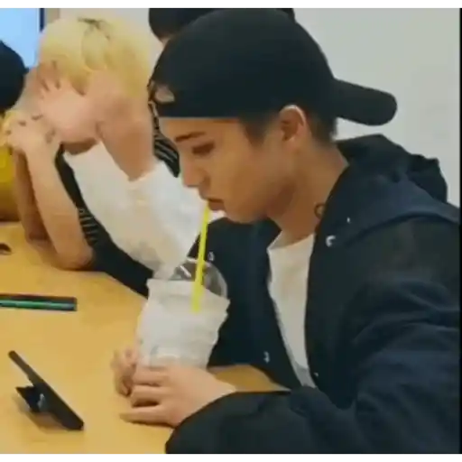 Stray kids random  9