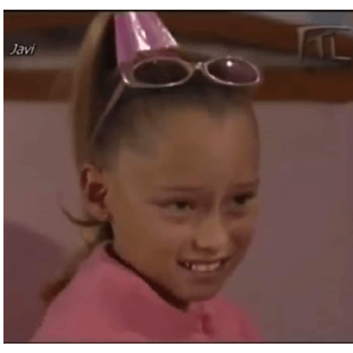 Chica que dice 19