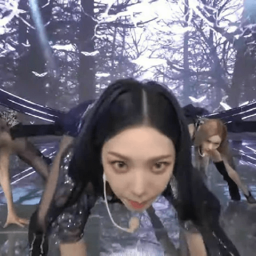 Meme Baby'Monster 🌷 4
