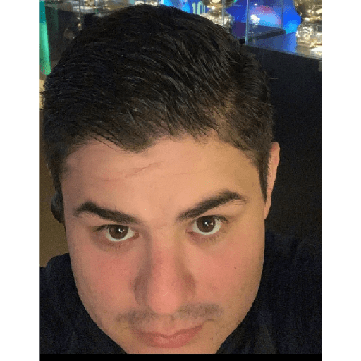 Alfredo Olivas  10