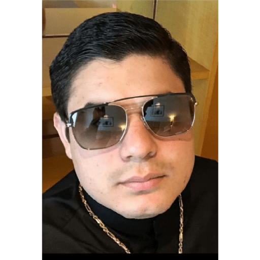 Alfredo Olivas  4