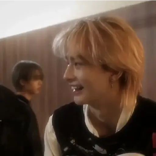 Hyunjin animada 14