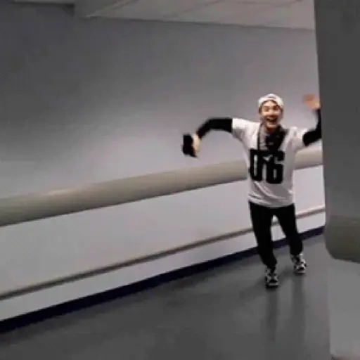 BTS movimiento 25