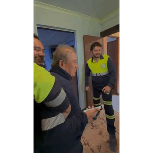 Aaaaahsaj 16