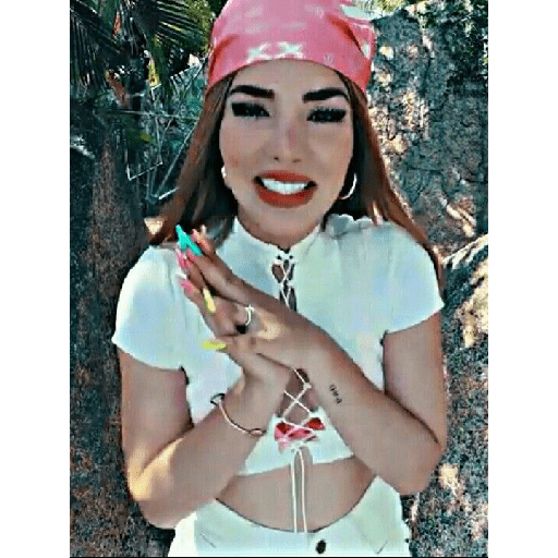 Kimberly loaiza 5