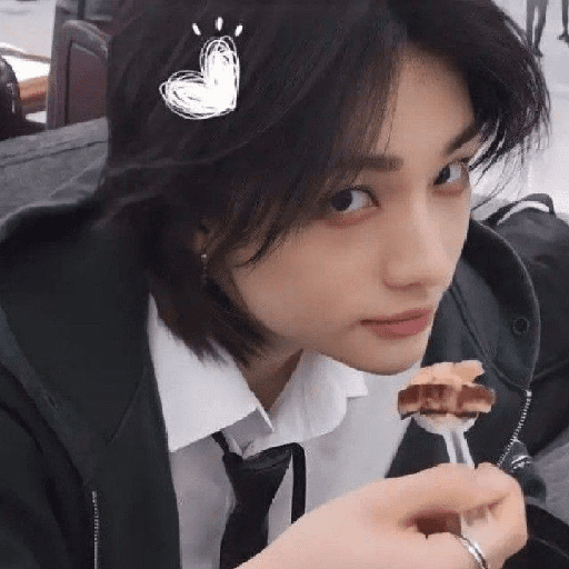 Hyunjin-Stray kids 1