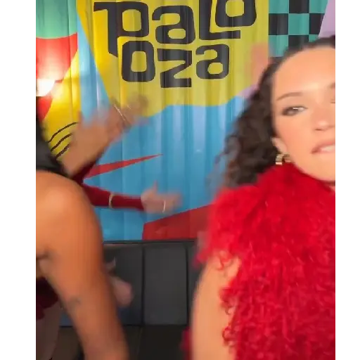 Katseye  12