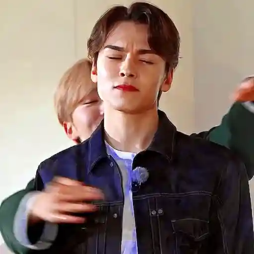 Vernon 💖😎 13