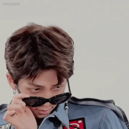 Sassy K-pop Ho 💅🏻💖 30