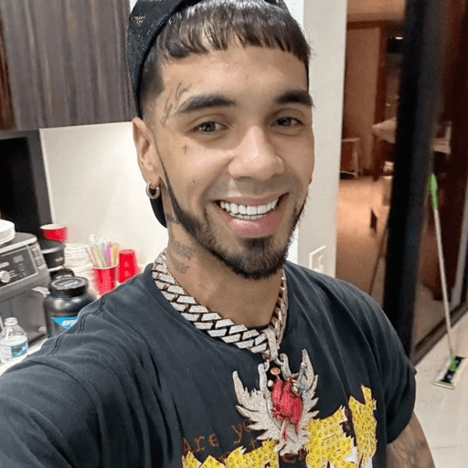 Anuel AA 6