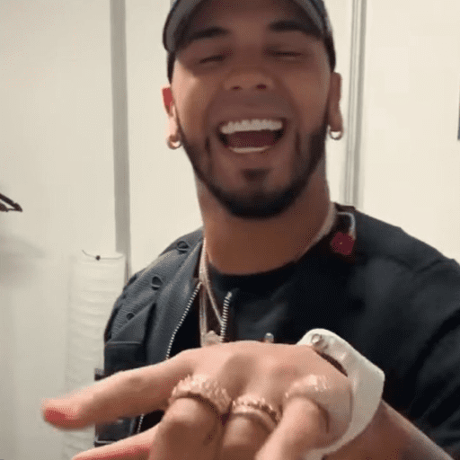 Anuel AA 8