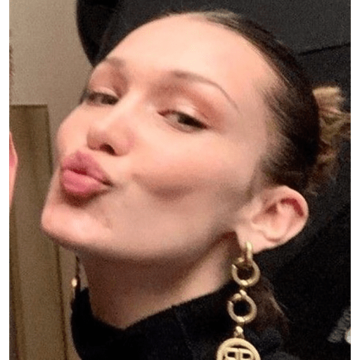 Bella Hadid 17