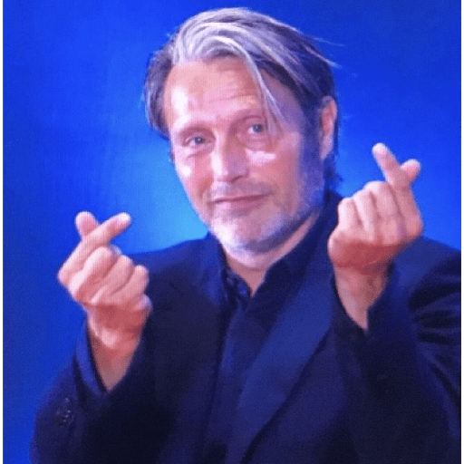 Mads mikkelsen  22