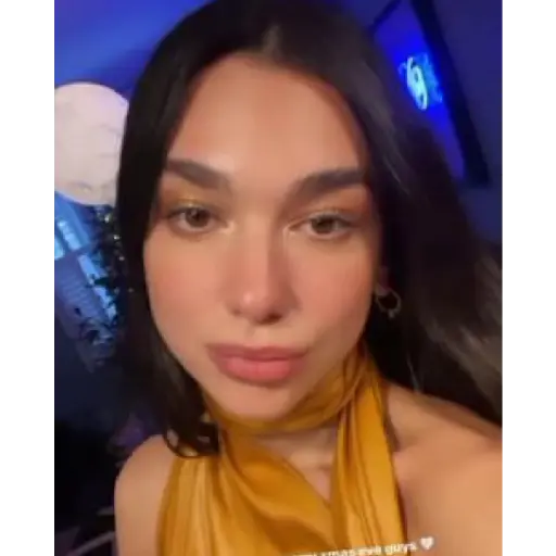 Dua Lipa 29