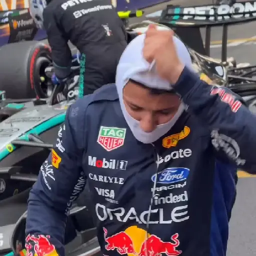 Isack Hadjar 🇫🇷🏎 RBR 2026 🟦🟥 8
