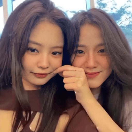 Jisoo y Jennie 20