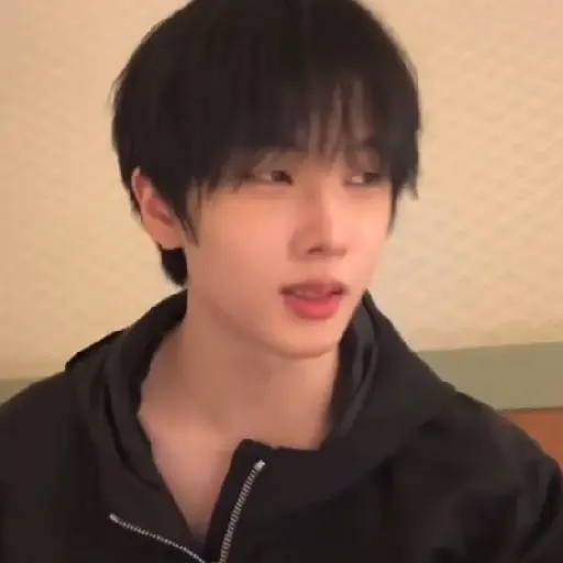 Jisungg only 8