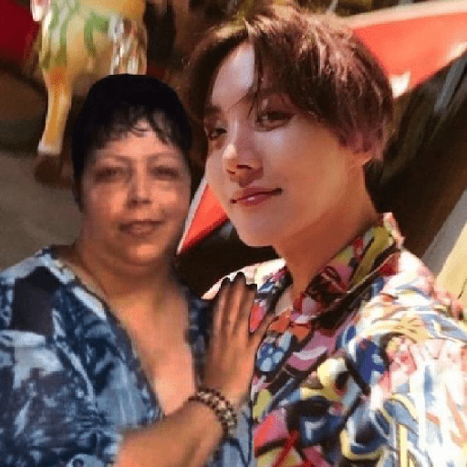 ᰋ 𝅄    ও J-Hope ¡ 18