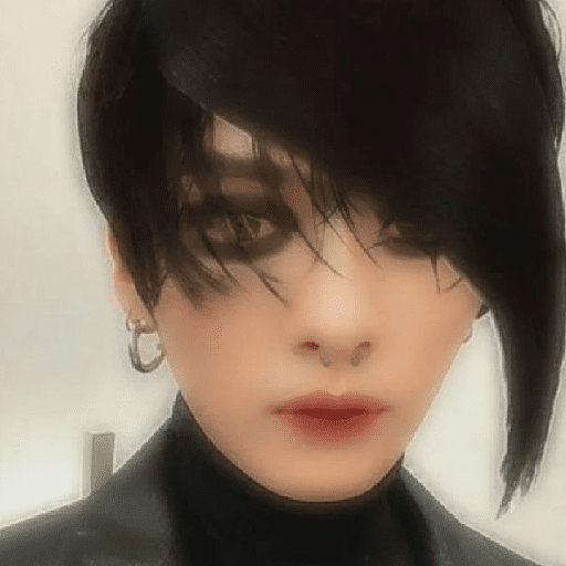 ᰋ 𝅄    ও Lee Know ¡ 13