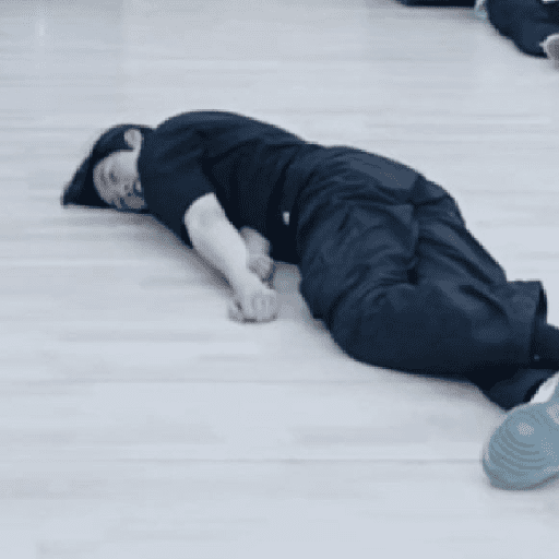 ᰋ 𝅄    ও Lee Know ¡ 19