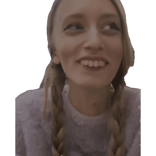 Claudia  24